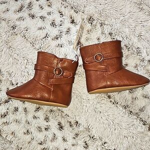 NWT brown booties 12-18month